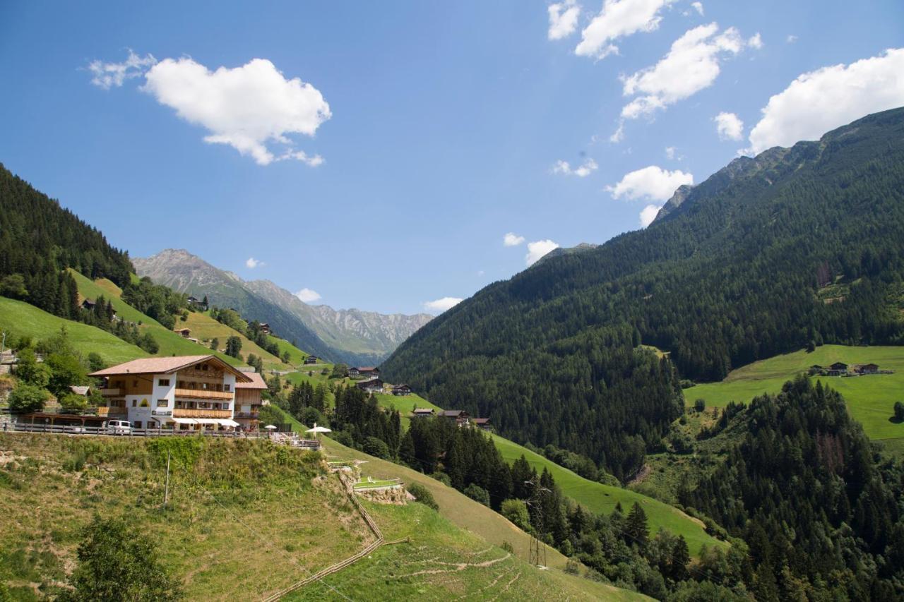 Unterer Obereggerhof Hotel San Leonardo in Passiria Exterior photo